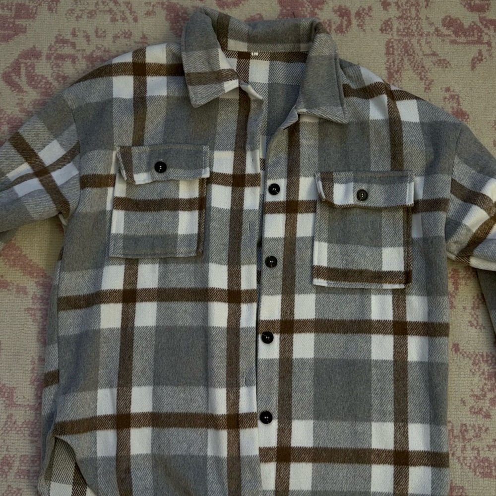 Plaid Button-Up Shirt in Gray and Brown